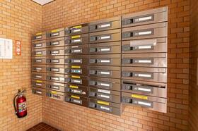 15/15 エントランス