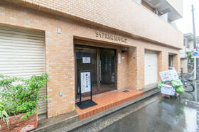 14/15 エントランス