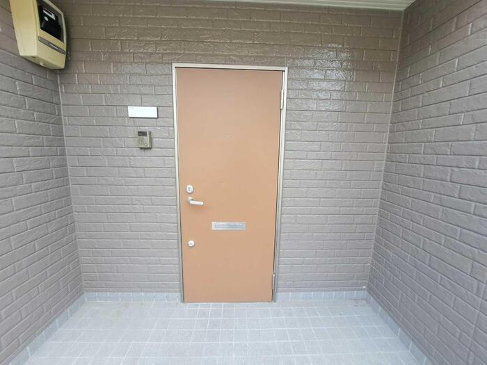 2/4 エントランス