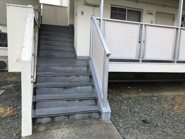 2/3 エントランス