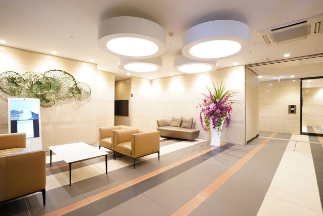 24/26 エントランス