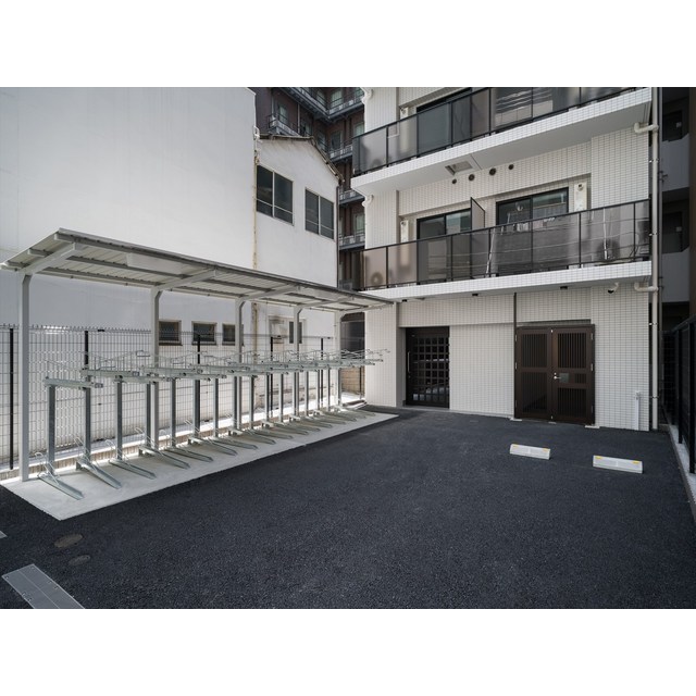 22/26 駐車場