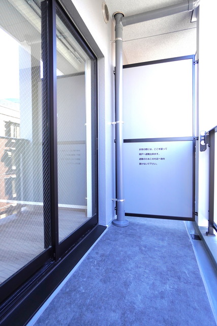 15/26 バルコニー