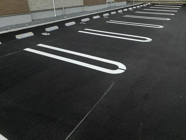 14/23 駐車場