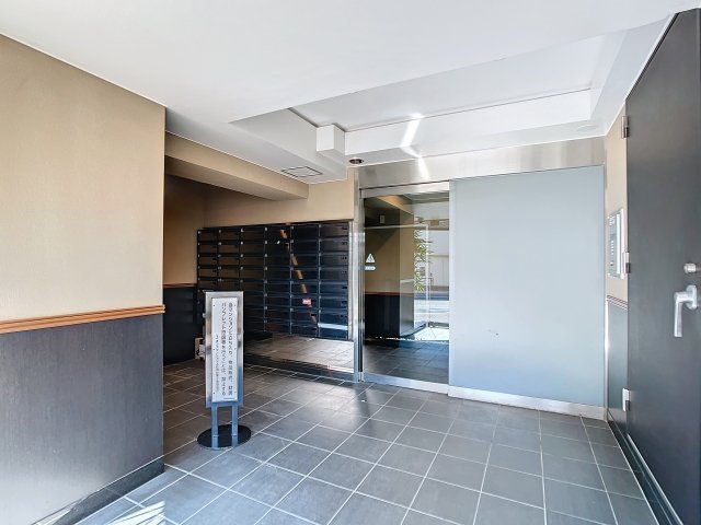 14/21 エントランス