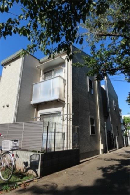 19/29 エントランス