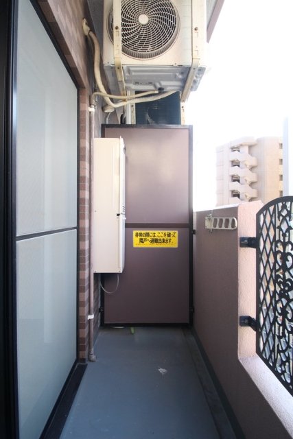 16/24 バルコニー