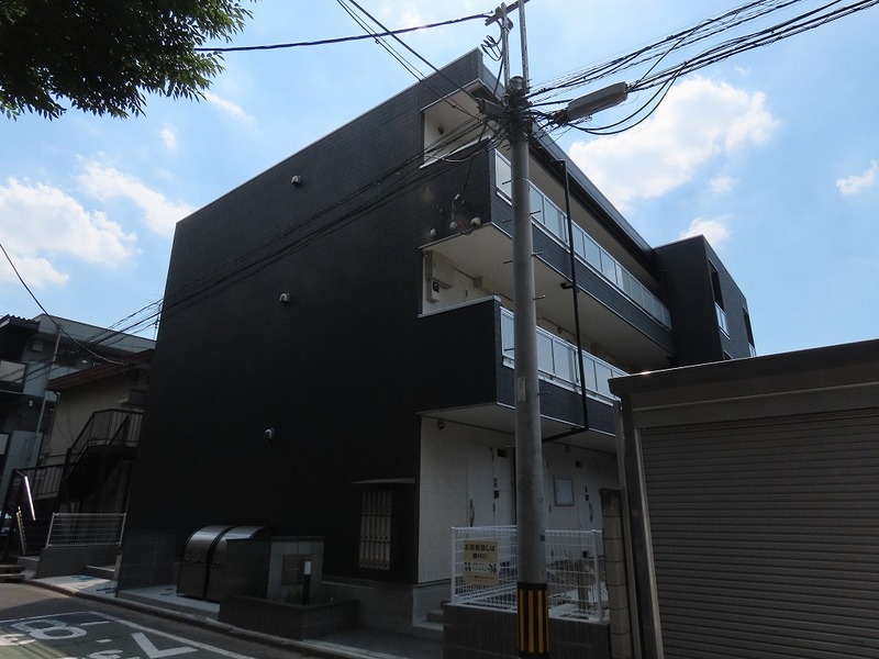 17/19 エントランス