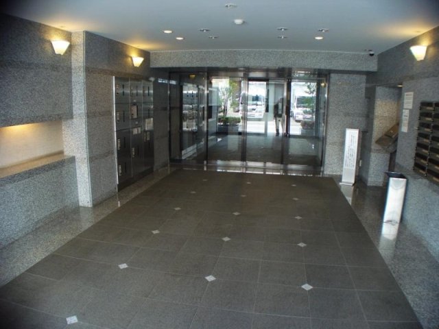 4/5 エントランス