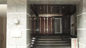 14/14 エントランス