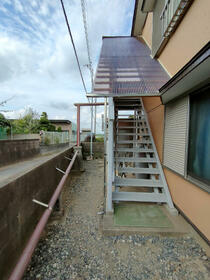 2/3 エントランス