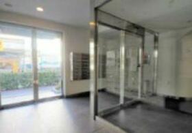 17/17 エントランス