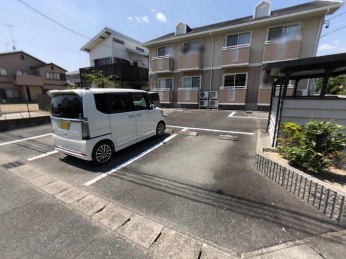 19/25 駐車場
