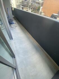 14/17 バルコニー