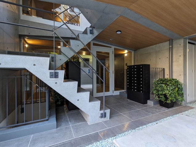 2/8 エントランス