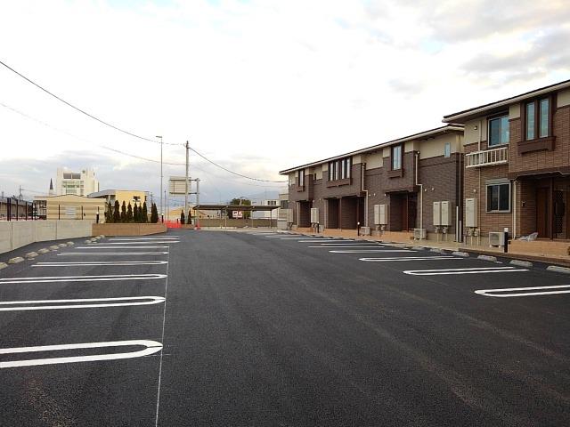 14/20 駐車場