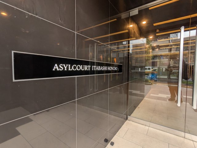 29/30 エントランス