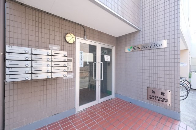 2/8 エントランス