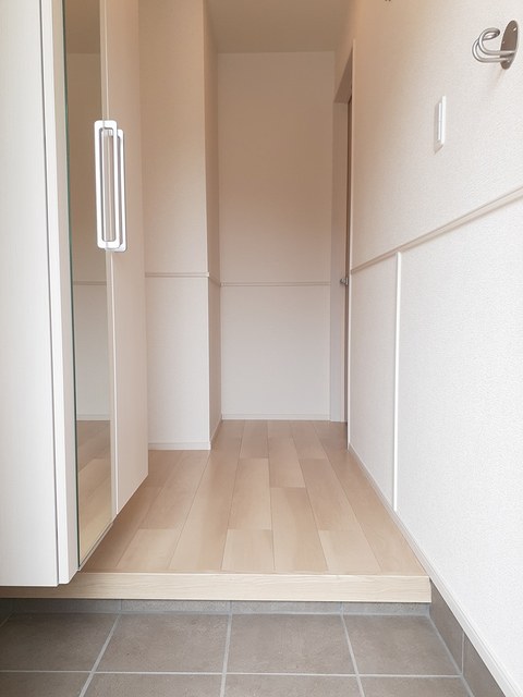 5/20 玄関