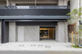 2/5 エントランス