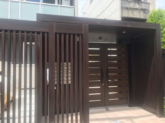 16/18 エントランス