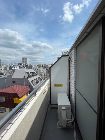 20/25 バルコニー