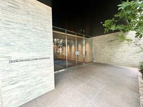 16/16 エントランス