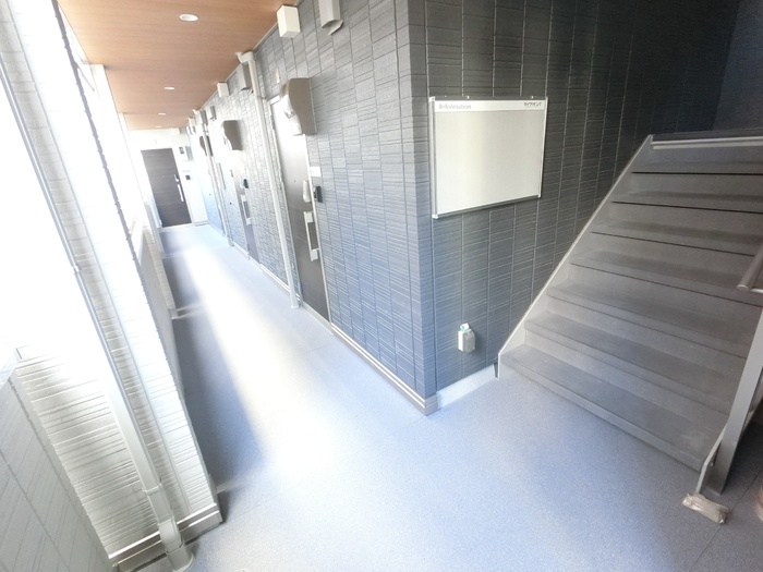 20/24 エントランス