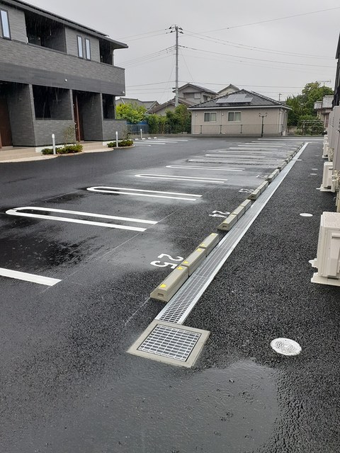14/20 駐車場
