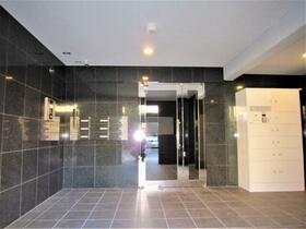 15/16 エントランス