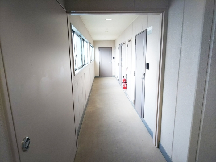 14/16 エントランス