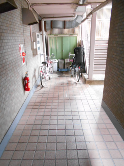 3/5 エントランス