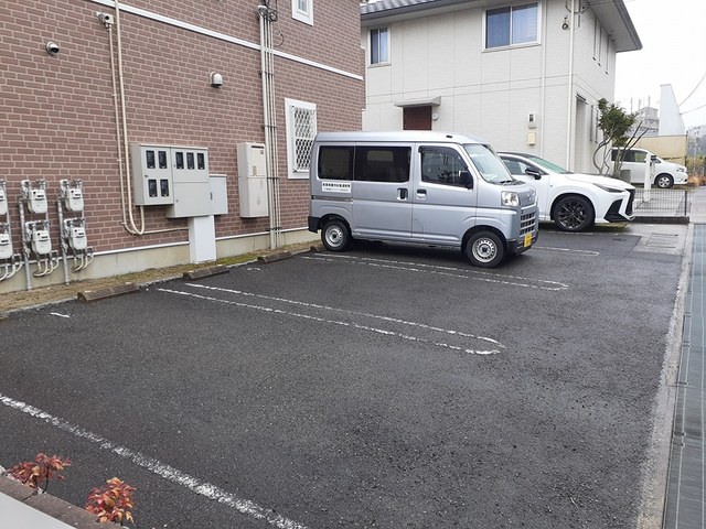 14/20 駐車場