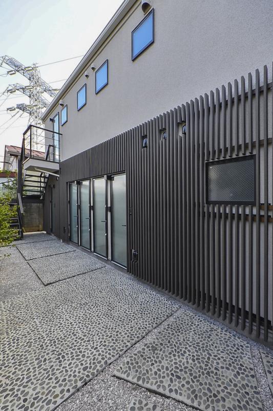 15/15 エントランス