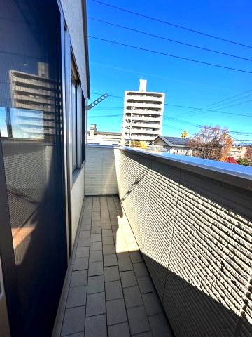 19/27 バルコニー