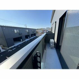 8/11 バルコニー