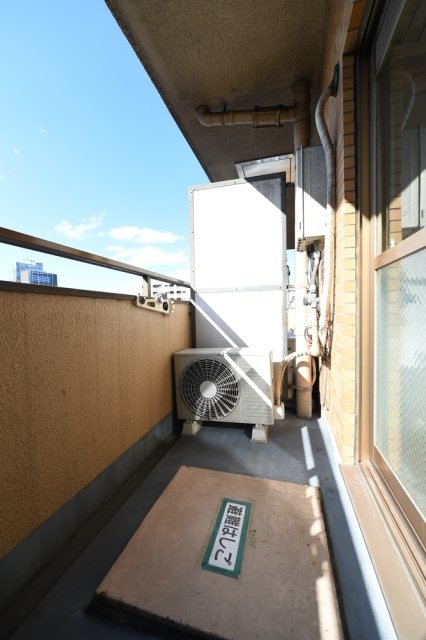 13/22 バルコニー