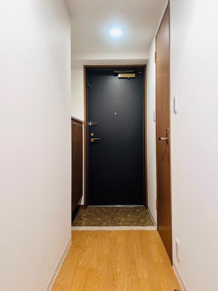 13/29 玄関