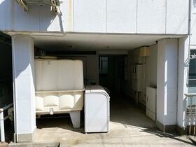 2/2 エントランス