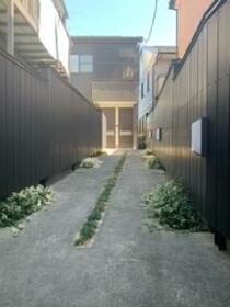 14/15 エントランス