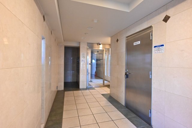 3/8 エントランス