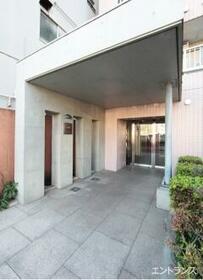 2/2 エントランス