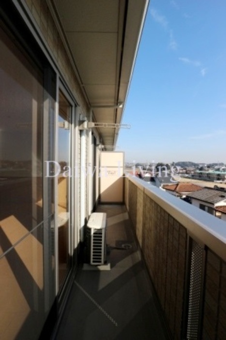 13/17 バルコニー