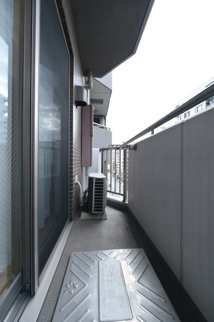 21/30 バルコニー