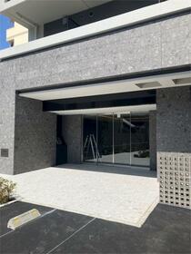 17/27 エントランス