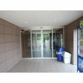 2/2 エントランス