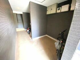 14/14 エントランス