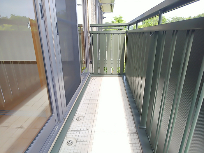13/21 バルコニー