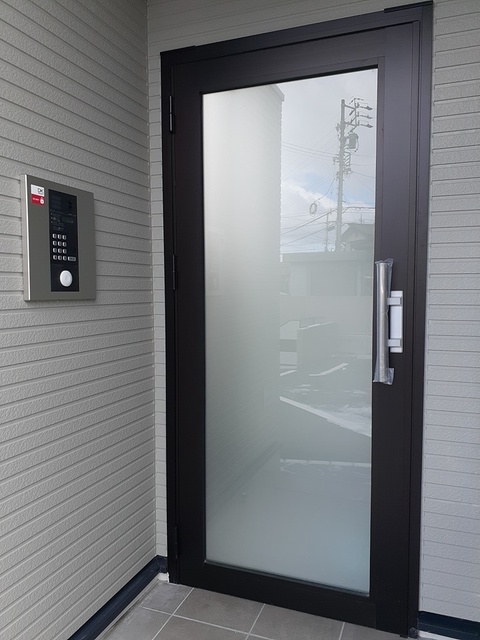 13/20 エントランス