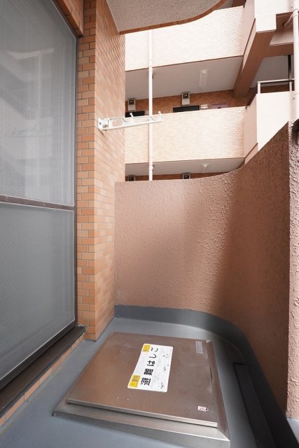 18/26 バルコニー